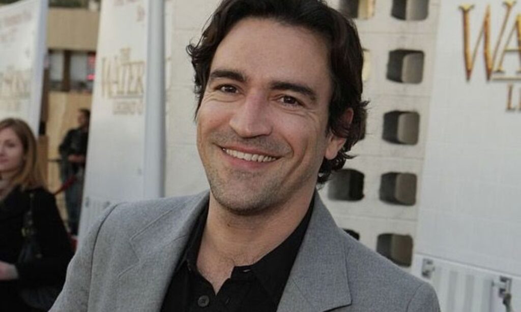 early-life-and-education